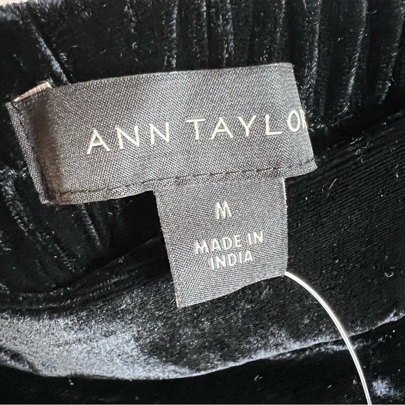 NWT Ann Taylor The Velvet Easy Ankle Pant Black Size M - Picture 11 of 14